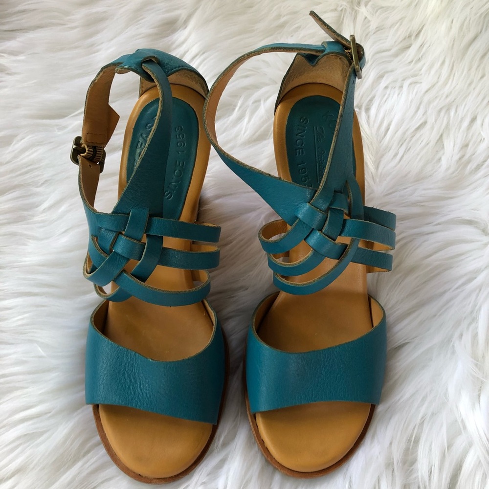 Kork-Ease Teal and Tan sandals